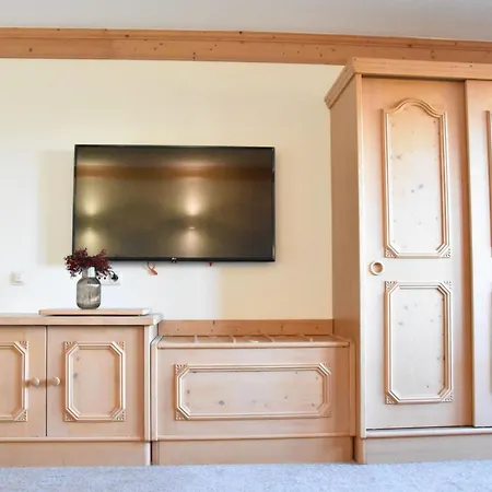 Hochfeld-3 By Interhome